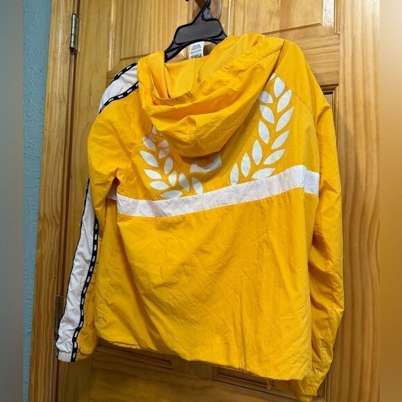 PINK size XS/S half button sunshine yellow and white rain jacket - Picture 7 of 11